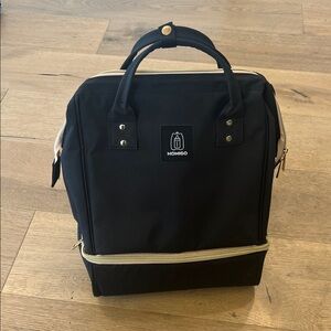 Momigo Black Breast Pump Backpack